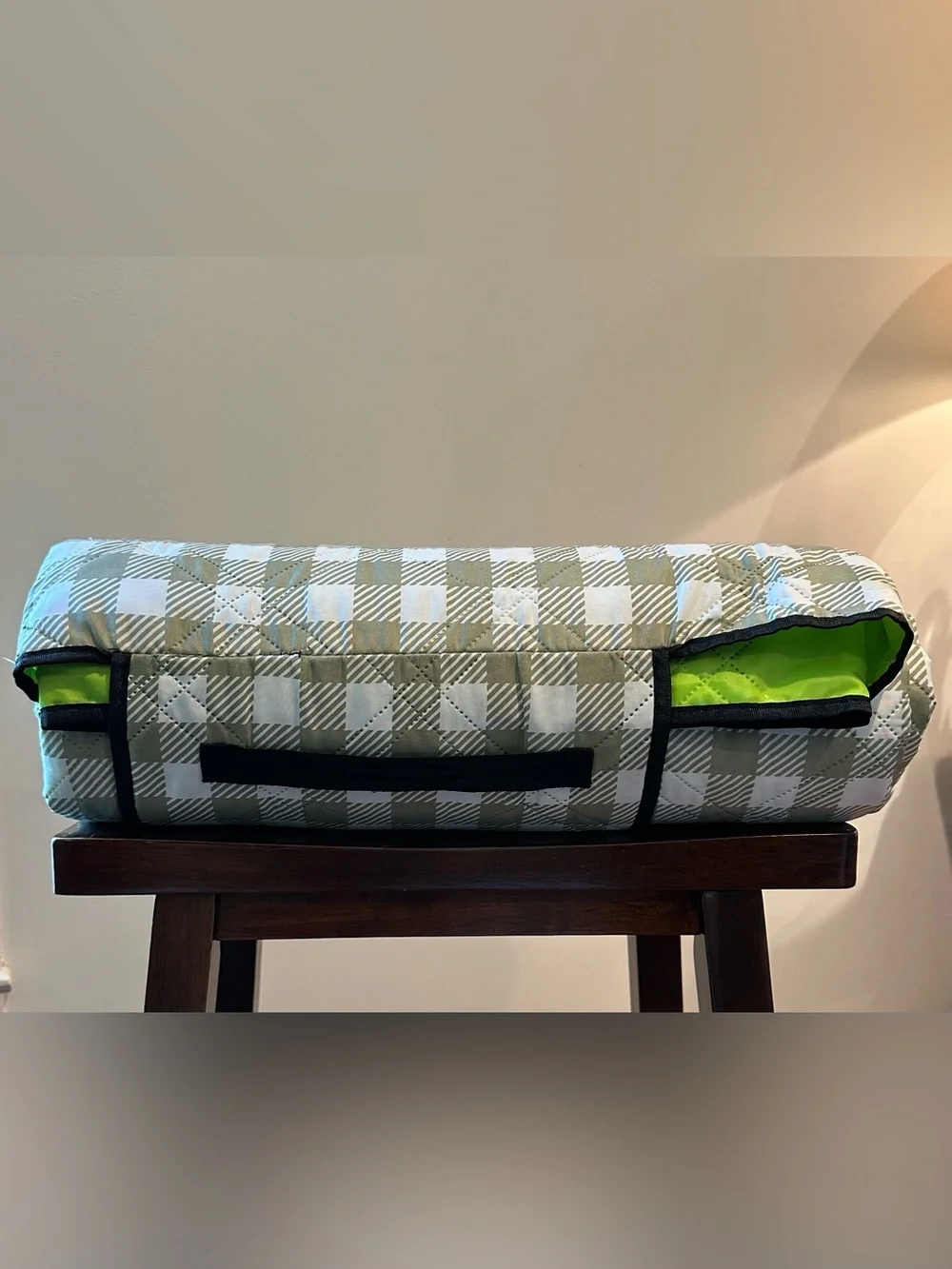 ZAZE • huge waterproof picnic, beach, or backyard blanket • like new • 80” x 80”